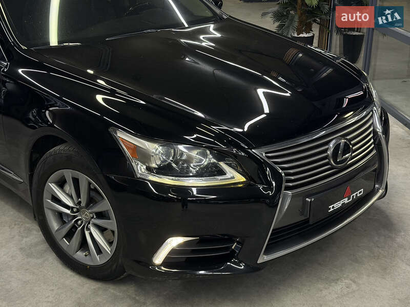 Седан Lexus LS 2013 в Одессе