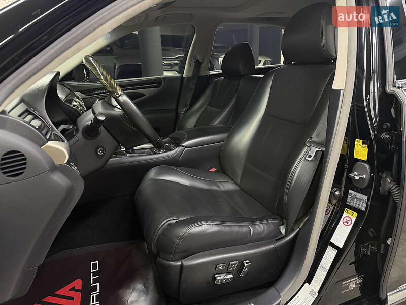 Седан Lexus LS 2013 в Одессе