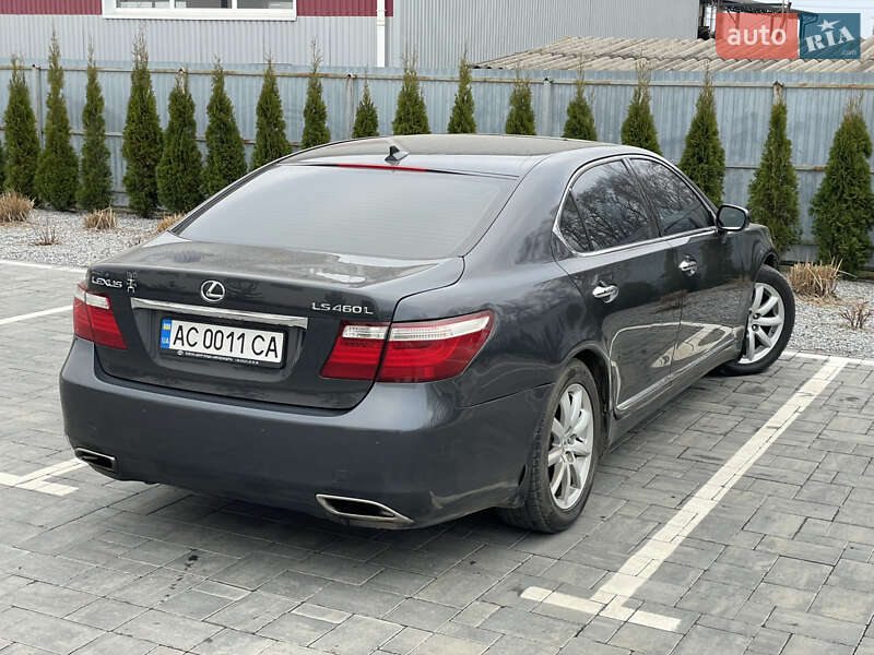 Седан Lexus LS 2007 в Луцке