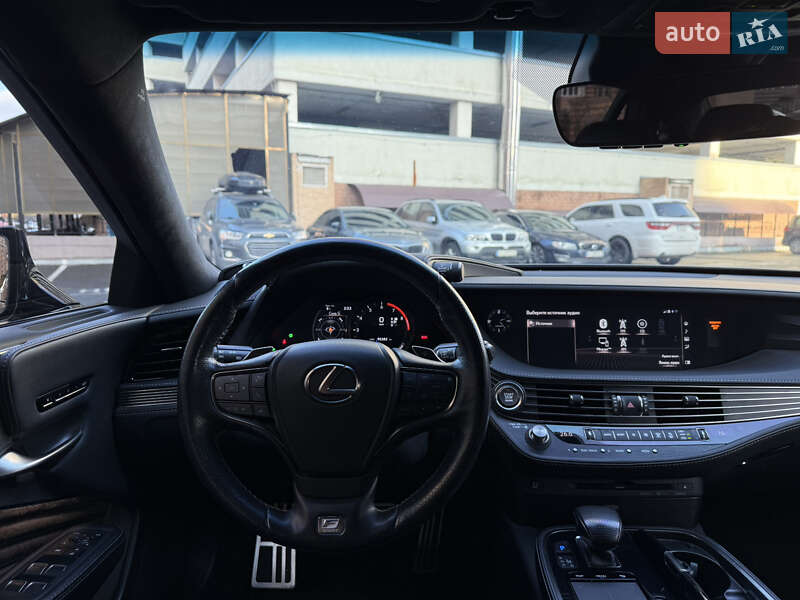 Седан Lexus LS 2018 в Киеве