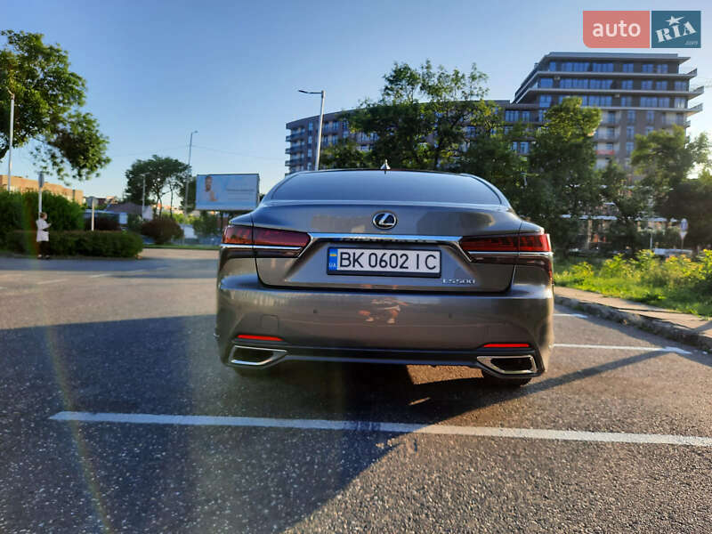 Седан Lexus LS 2019 в Броварах