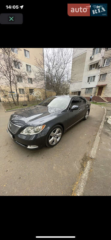 2007 Lexus LS, VIN JTHBM46F505031519:plate — фото 1 (autoria)