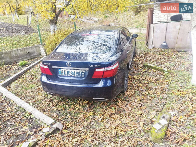 Седан Lexus LS 2007 в Ровно