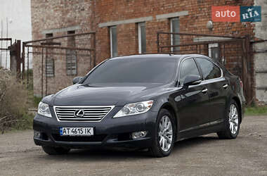 Седан Lexus LS 2011 в Івано-Франківську