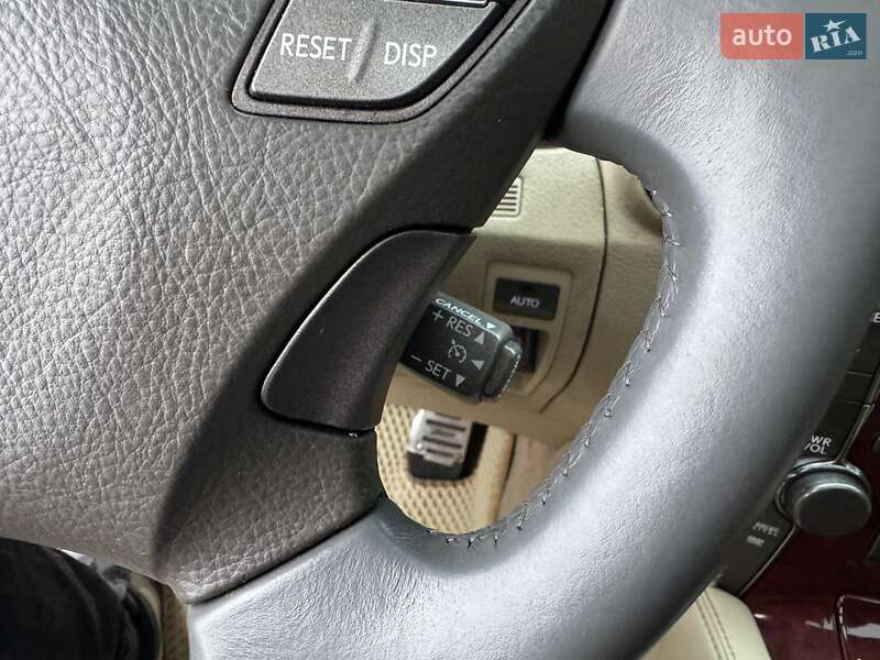 Седан Lexus LS 2007 в Киеве