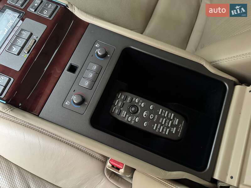 Седан Lexus LS 2007 в Киеве