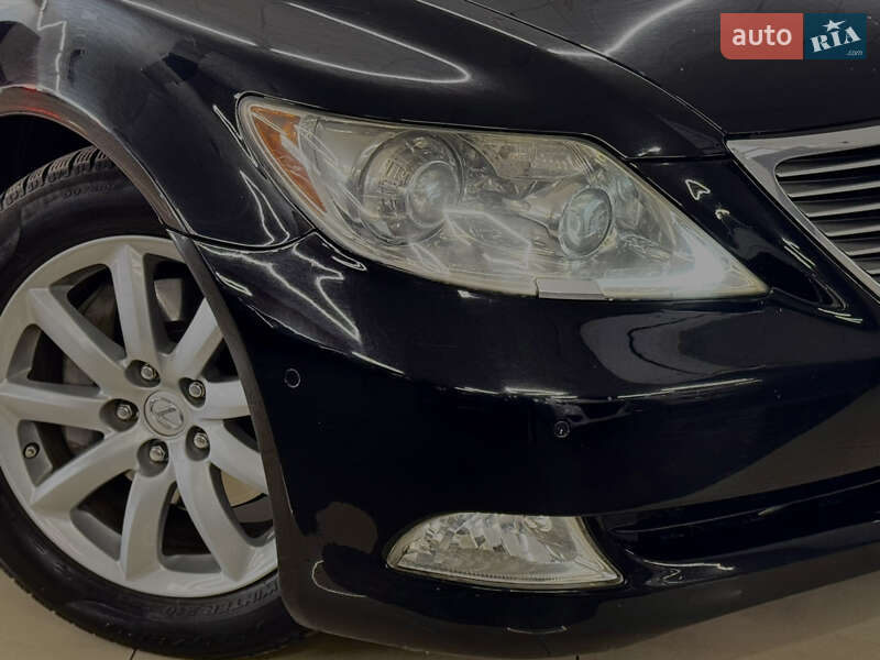 Седан Lexus LS 2006 в Николаеве