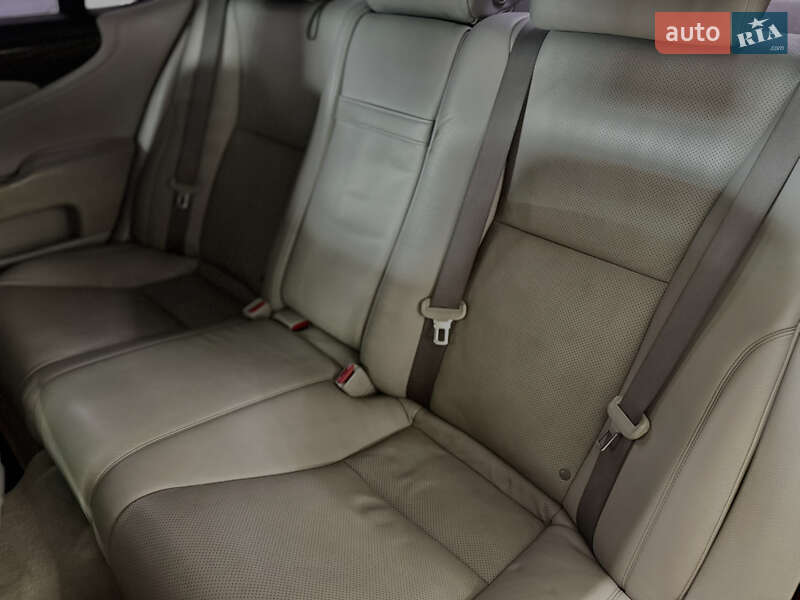 Седан Lexus LS 2006 в Николаеве