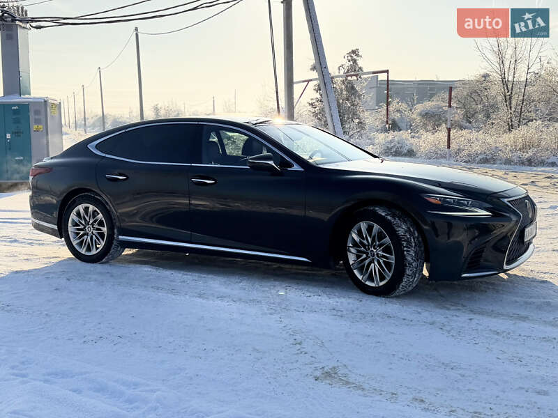 Седан Lexus LS 2018 в Киеве