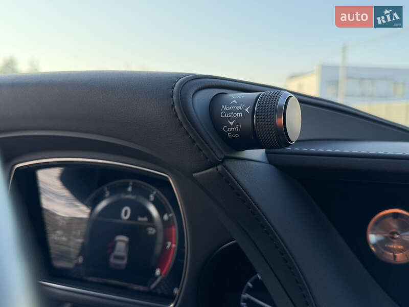 Седан Lexus LS 2018 в Киеве