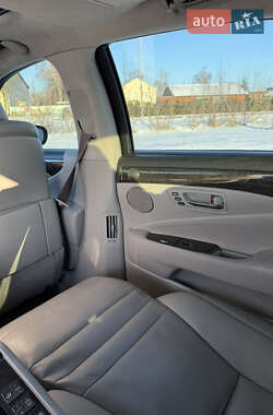 Седан Lexus LS 2008 в Виннице