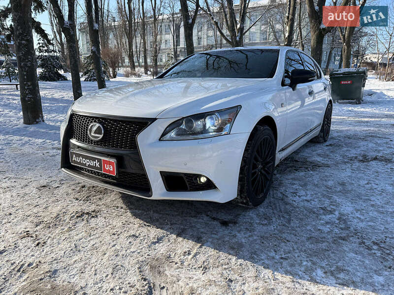 Седан Lexus LS 2014 в Киеве