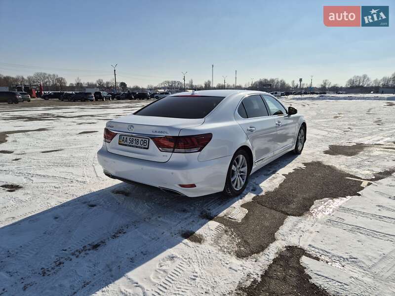 Седан Lexus LS 2013 в Киеве