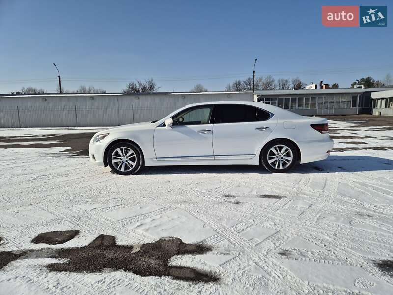 Седан Lexus LS 2013 в Киеве