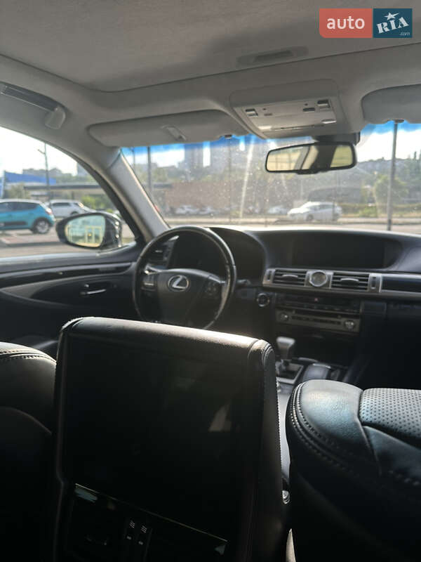Седан Lexus LS 2013 в Днепре