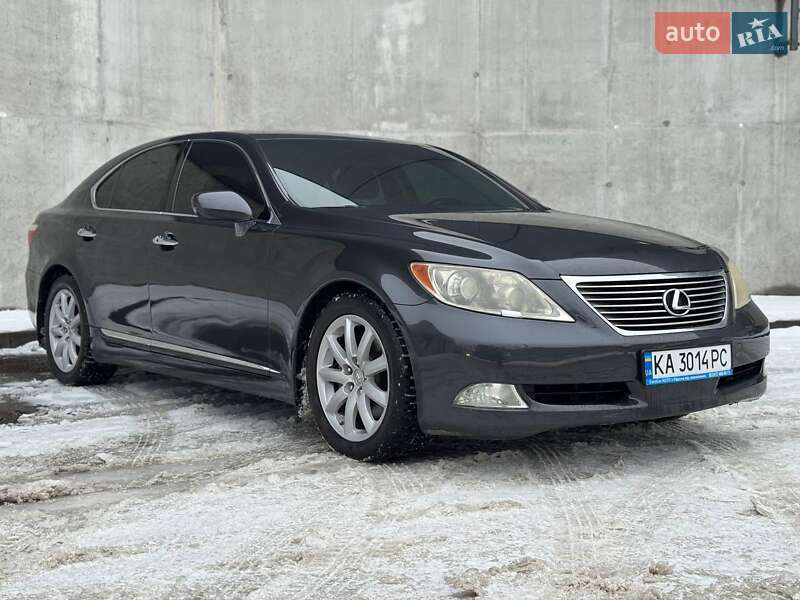 Lexus LS 2008