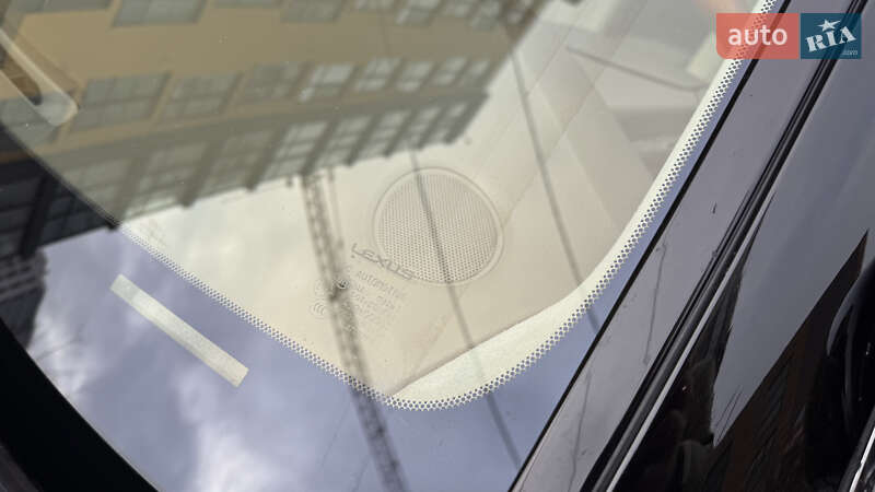 Седан Lexus LS 2005 в Одессе