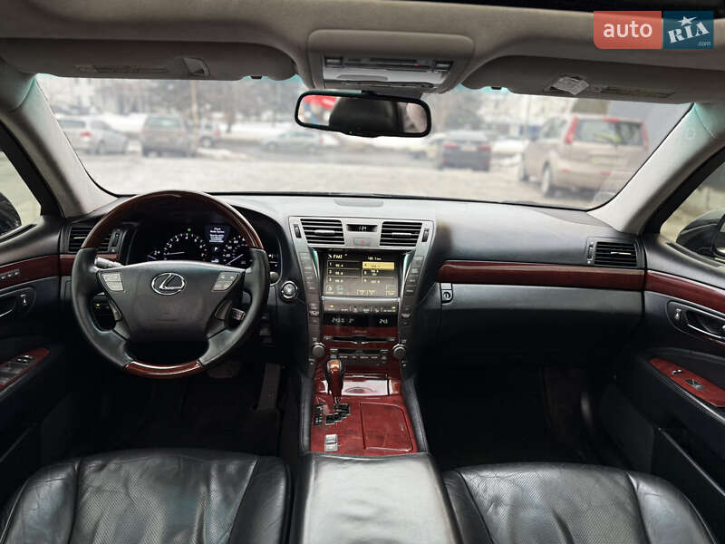 Седан Lexus LS 2007 в Хмельницком фото 24 Седан Lexus LS 2007 в Хмельницком