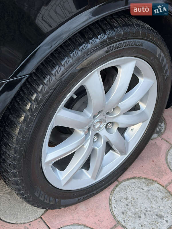 Седан Lexus LS 2007 в Вараше