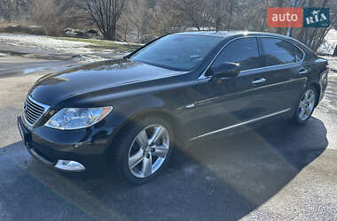 Седан Lexus LS 2008 в Киеве