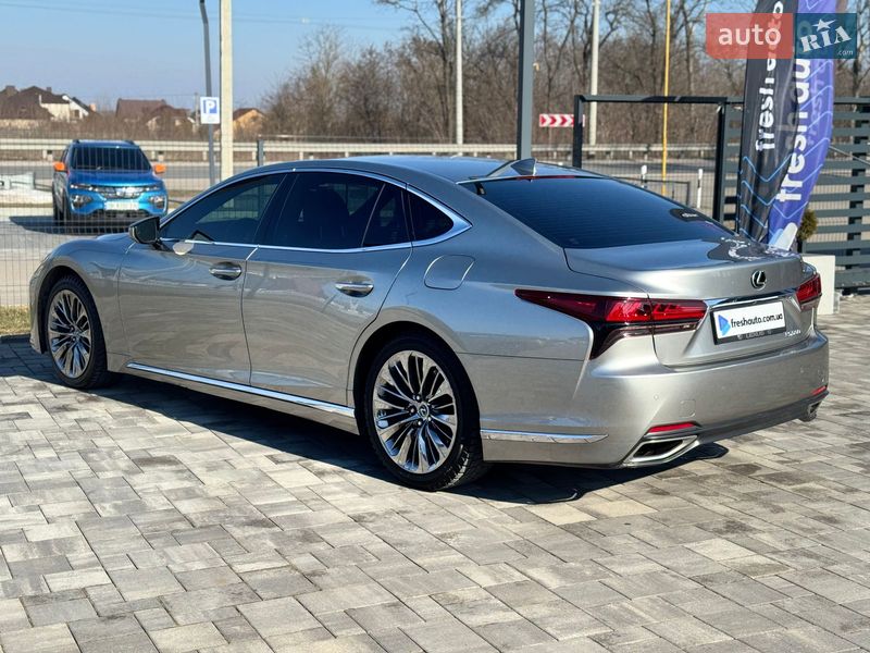 Седан Lexus LS 2022 в Ровно