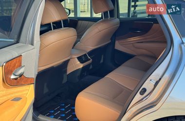 Седан Lexus LS 2022 в Ровно