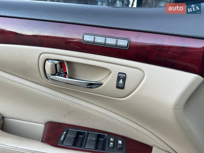 Седан Lexus LS 2008 в Тернополе