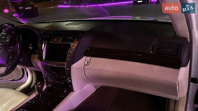 Седан Lexus LS 2007 в Одессе