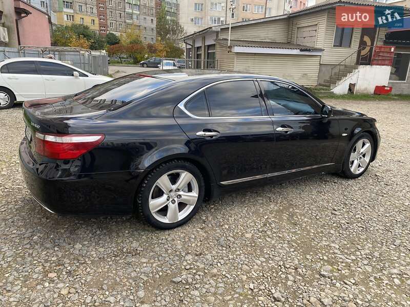 Седан Lexus LS 2008 в Ивано-Франковске