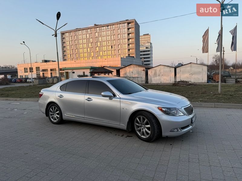 Седан Lexus LS 2007 в Ивано-Франковске