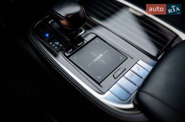 Седан Lexus LS 2018 в Ивано-Франковске