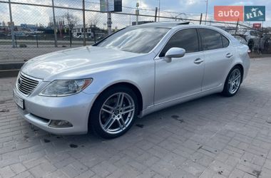 Седан Lexus LS 2007 в Киеве