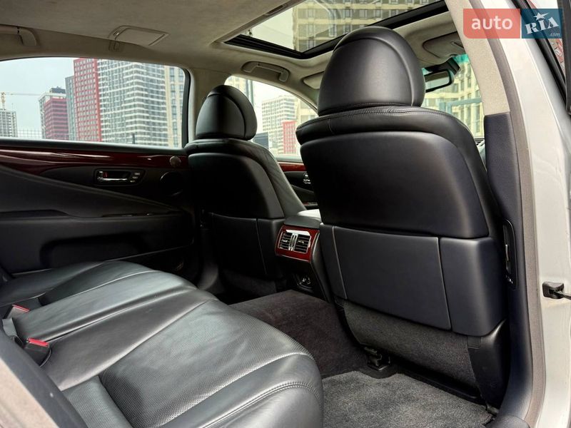 Седан Lexus LS 2007 в Києві фото 41 Седан Lexus LS 2007 в Києві
