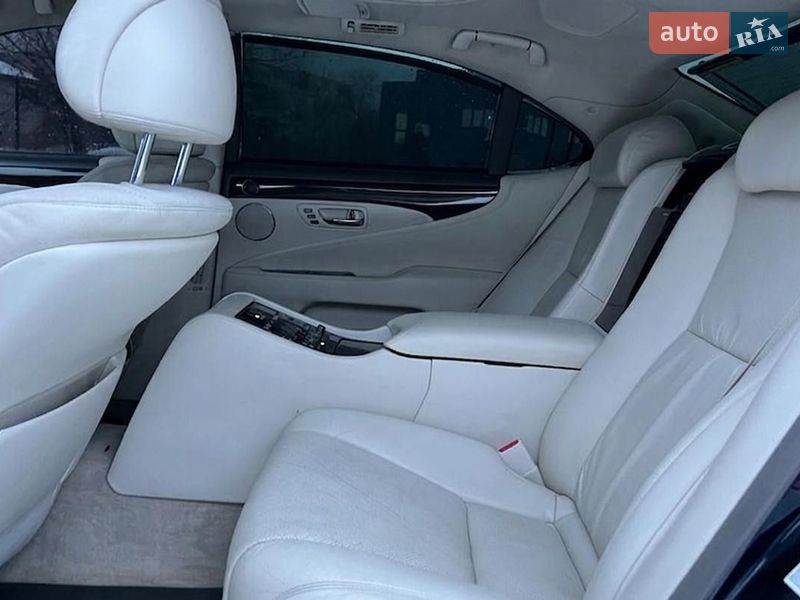 2007 Lexus LS, VIN JTHGL46F685022929:plate — zdjęcie 1 (autoria)