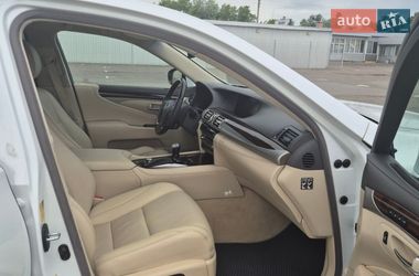 Седан Lexus LS 2013 в Киеве