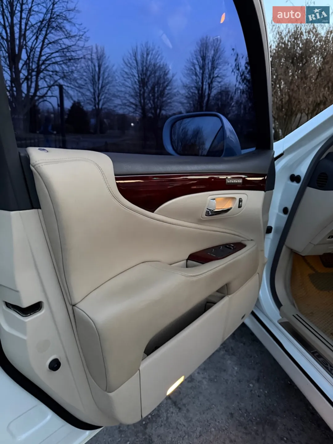 2010 Lexus LS - мініатюра 17