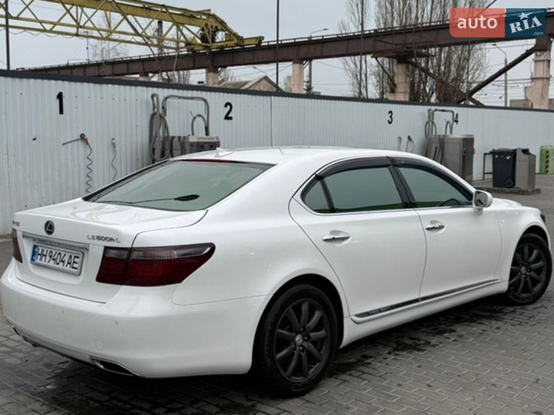 Седан Lexus LS 2007 в Одессе