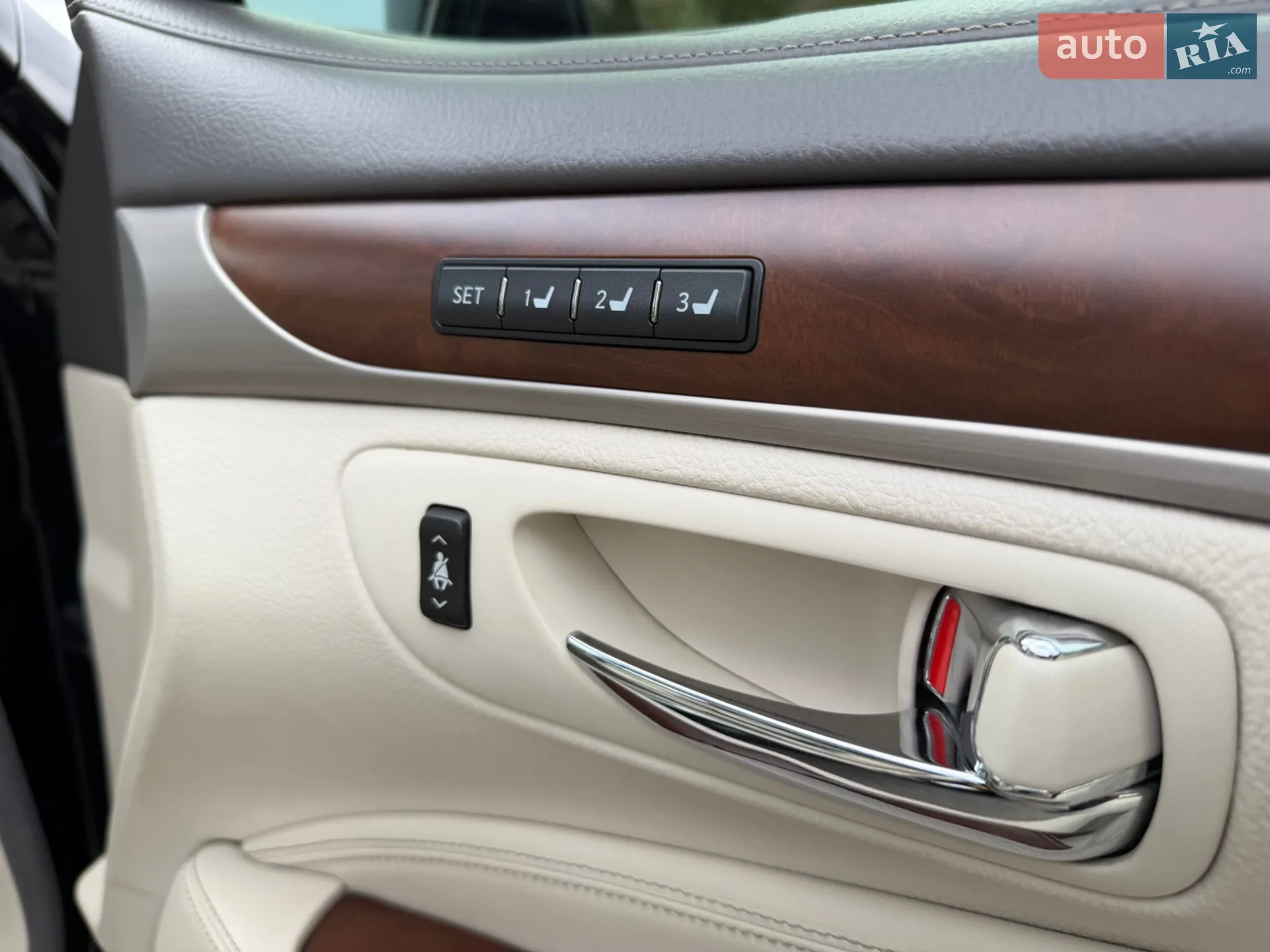 2013 Lexus LS - мініатюра 42