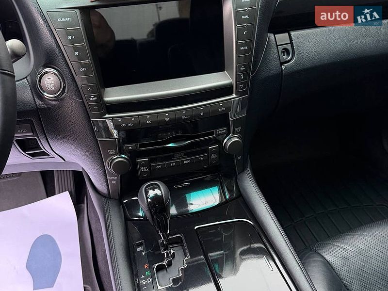 Седан Lexus LS 2007 в Киеве