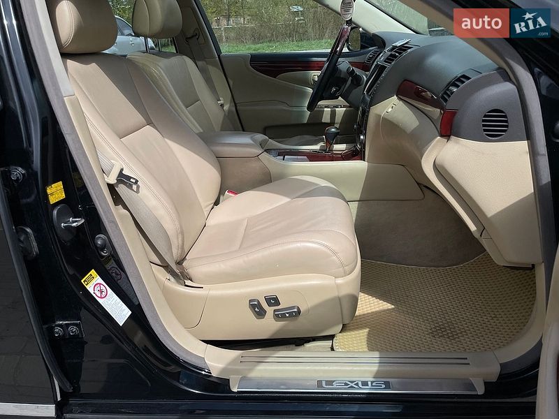 Седан Lexus LS 2007 в Бердичеві