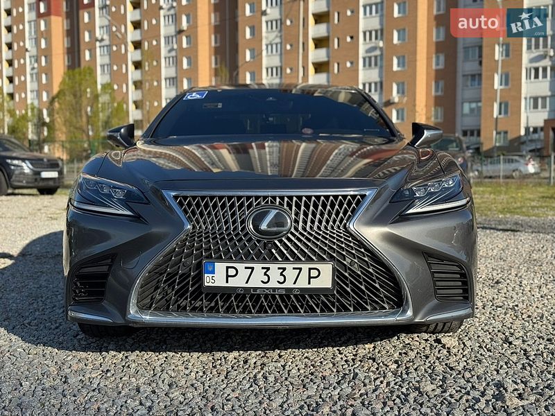 Седан Lexus LS 2018 в Киеве