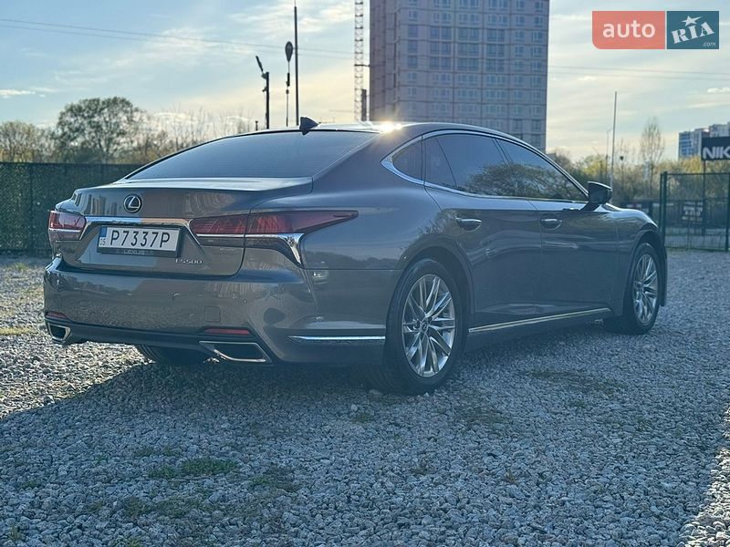 Седан Lexus LS 2018 в Киеве