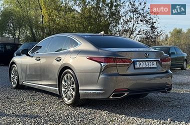 Седан Lexus LS 2018 в Киеве