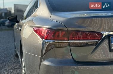 Седан Lexus LS 2018 в Киеве