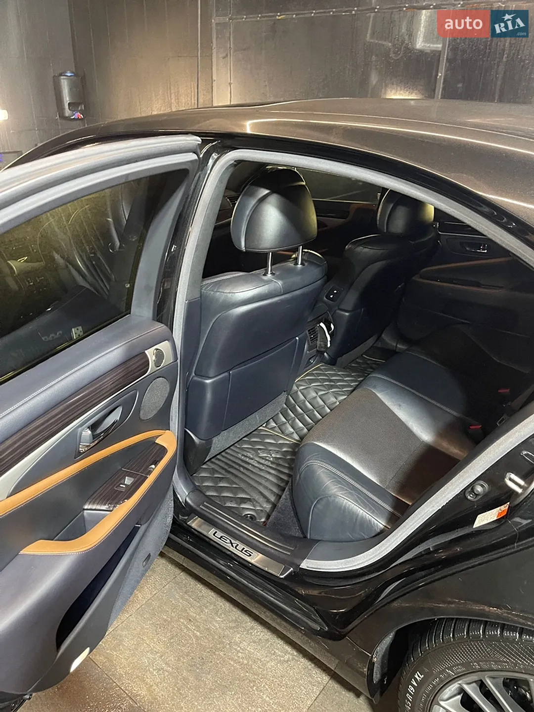 2017 Lexus LS - мініатюра 7