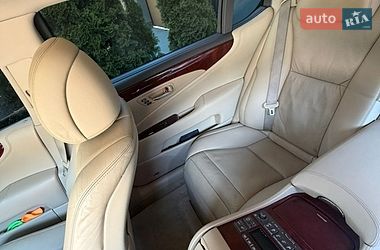 Седан Lexus LS 2007 в Луцке
