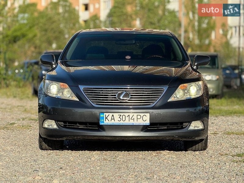 Lexus LS 2008