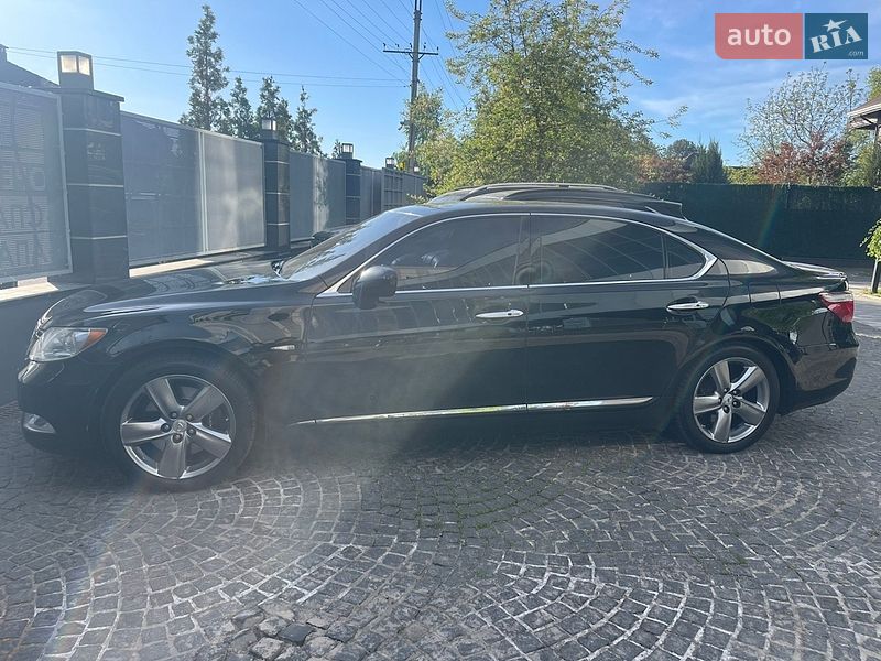 Седан Lexus LS 2007 в Киеве