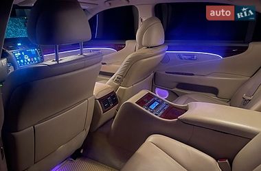 Седан Lexus LS 2007 в Киеве