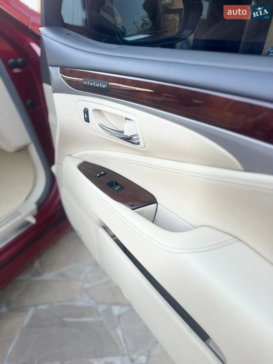 2013 Lexus LS - мініатюра 18
